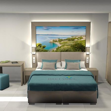Bretanide Sport & Wellness Resort Бол Екстер'єр фото
